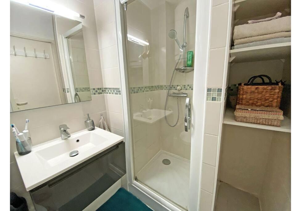 Apartmán Joli Studio A 6 Min A Pied De La Plage Sanary-sur-Mer Exteriér fotografie